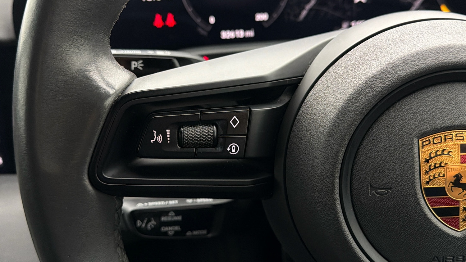 Used Porsche Taycan 2022 for sale - 78095652: Photo 21