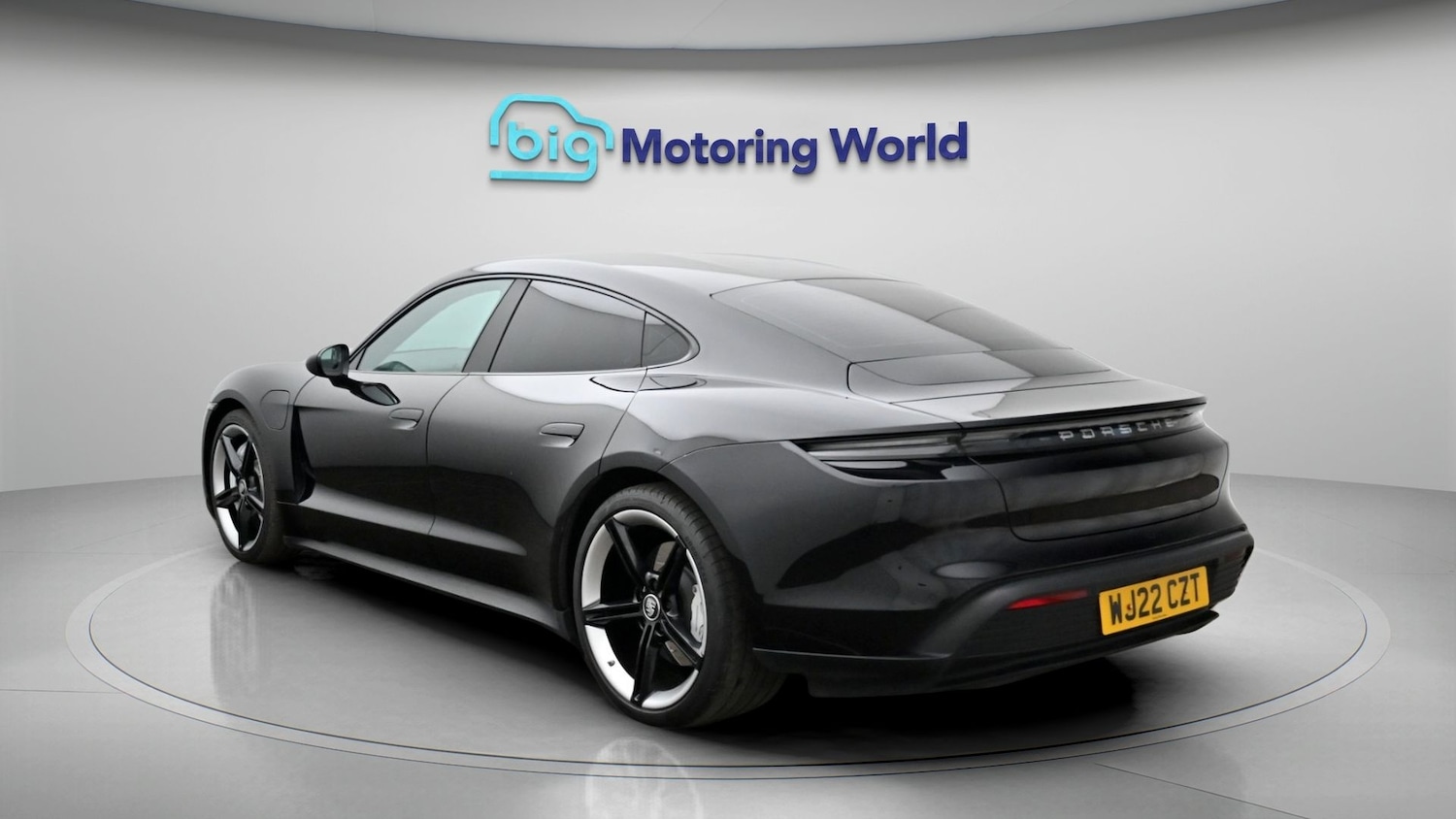 Used Porsche Taycan 2022 for sale - 78095652: Photo 5