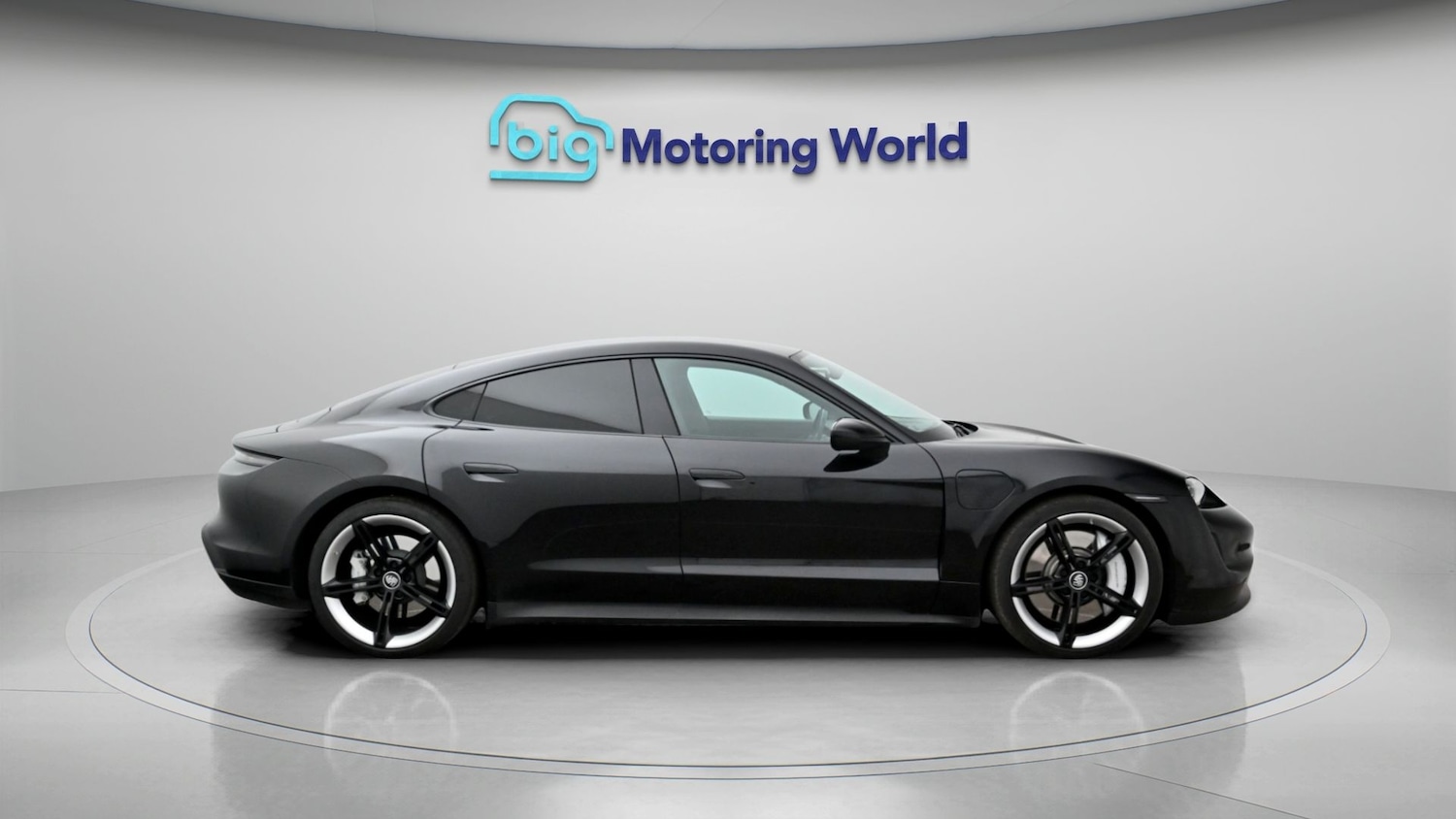 Used Porsche Taycan 2022 for sale - 78095652: Photo 8