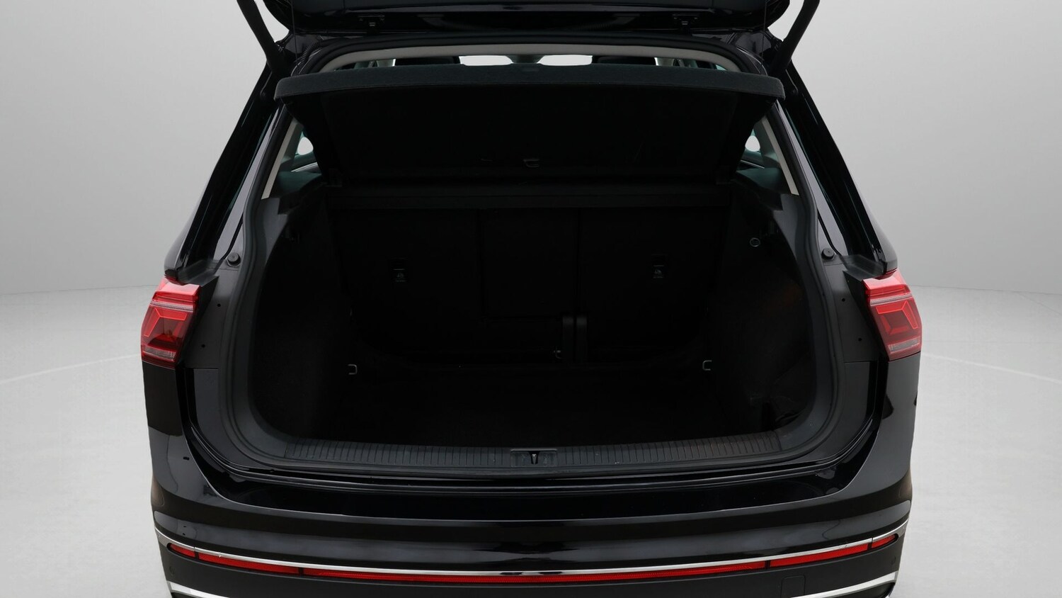 Used Volkswagen Tiguan for sale - 77365503: Photo 17