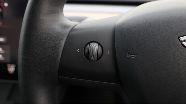 Used Tesla Model Y 2022 for sale - 76306149: Photo 23