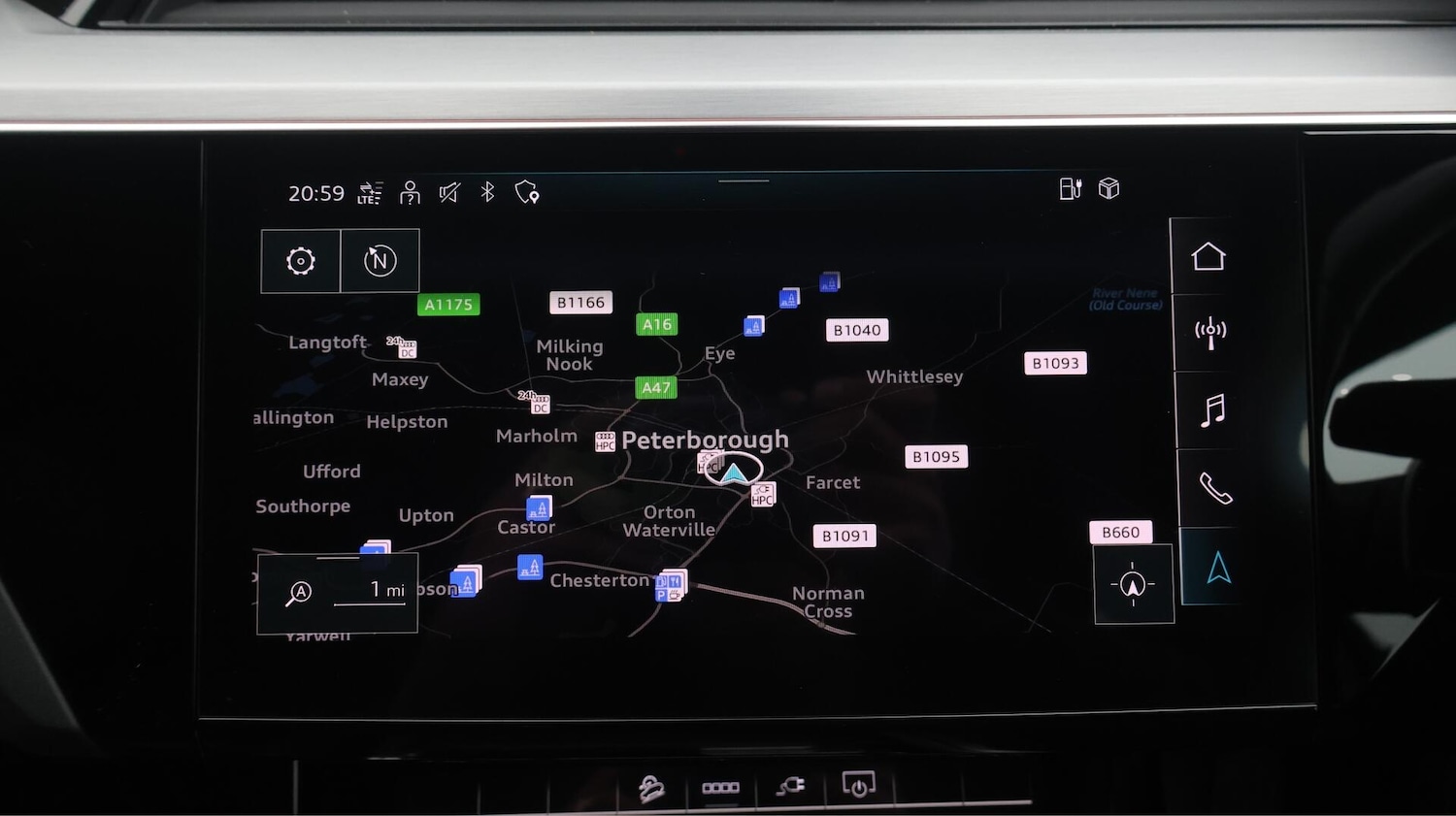 Used Audi e-tron 2021 for sale - 76370477: Photo 12