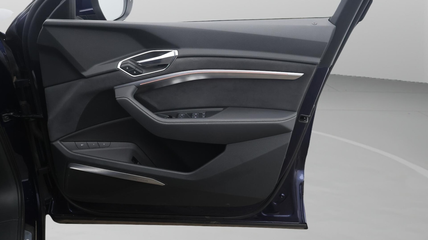 Used Audi e-tron 2021 for sale - 76370477: Photo 16