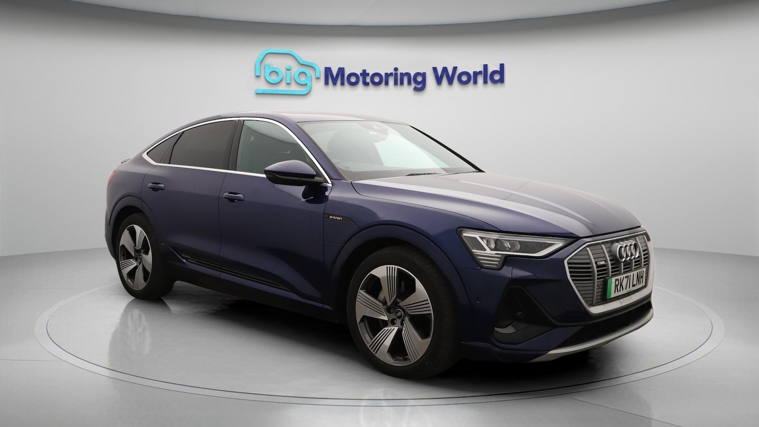 Used Audi e-tron 2021 for sale - 76370477: Photo 2