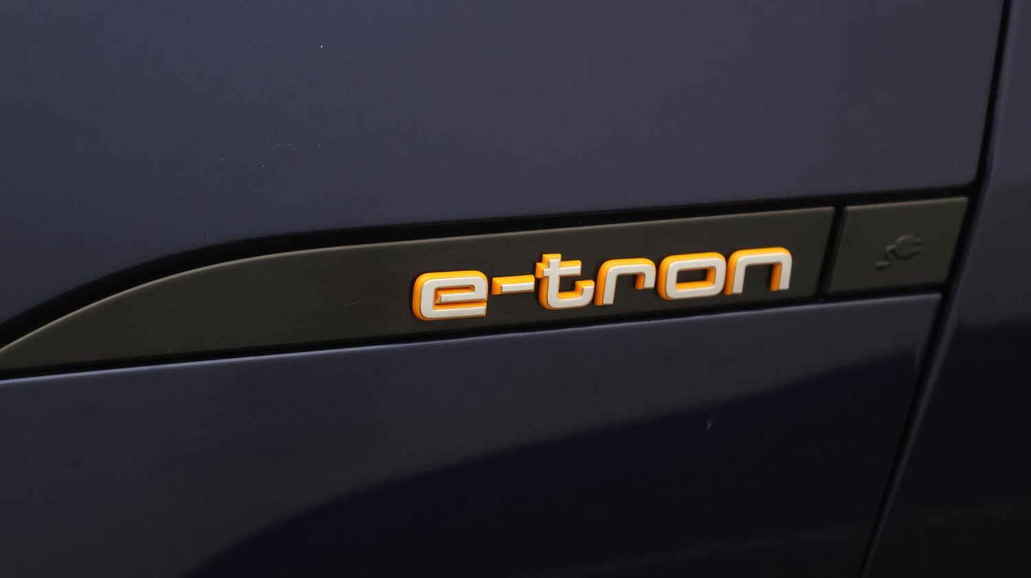 Used Audi e-tron 2021 for sale - 76370477: Photo 21