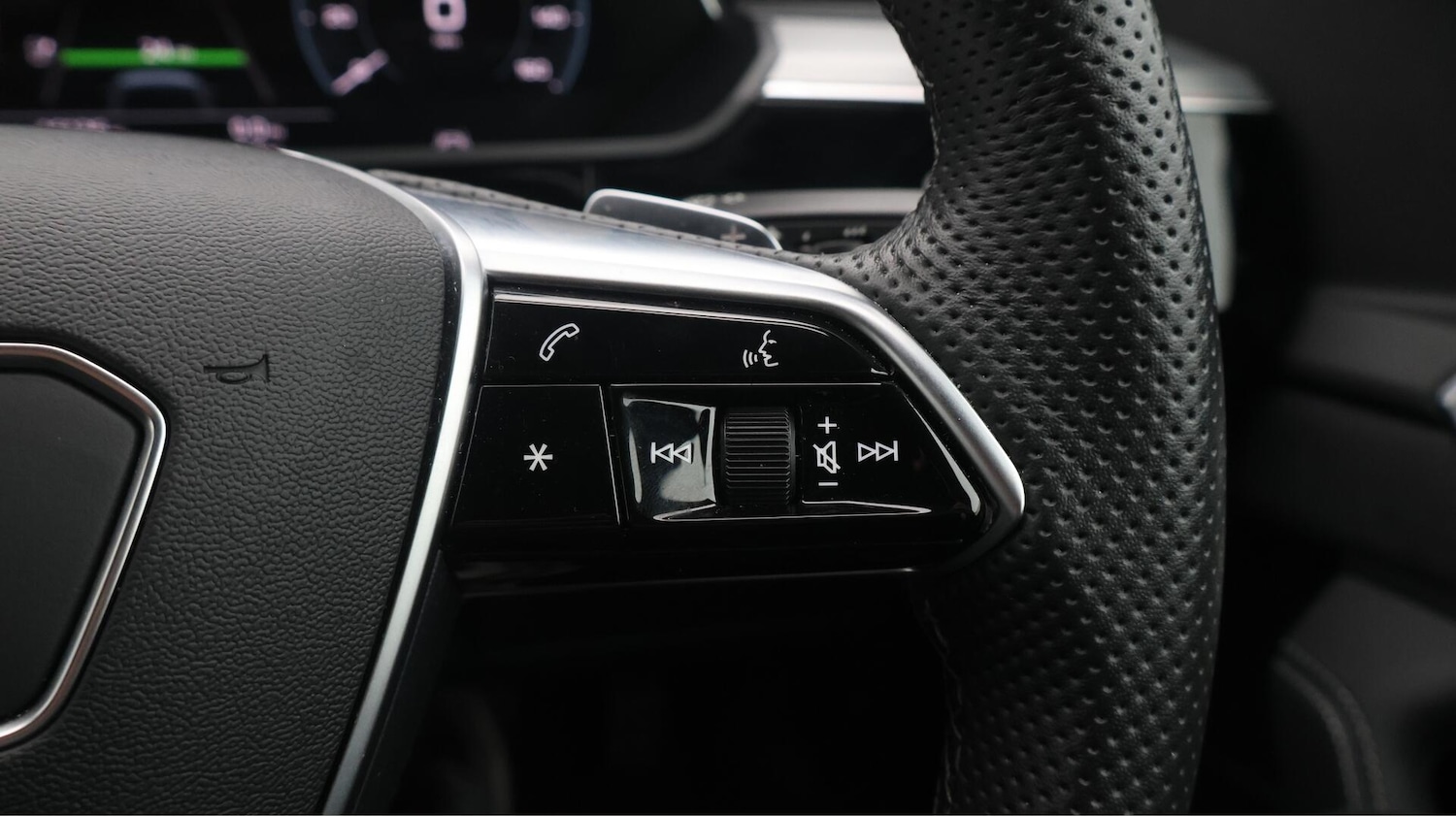 Used Audi e-tron 2021 for sale - 76370477: Photo 26