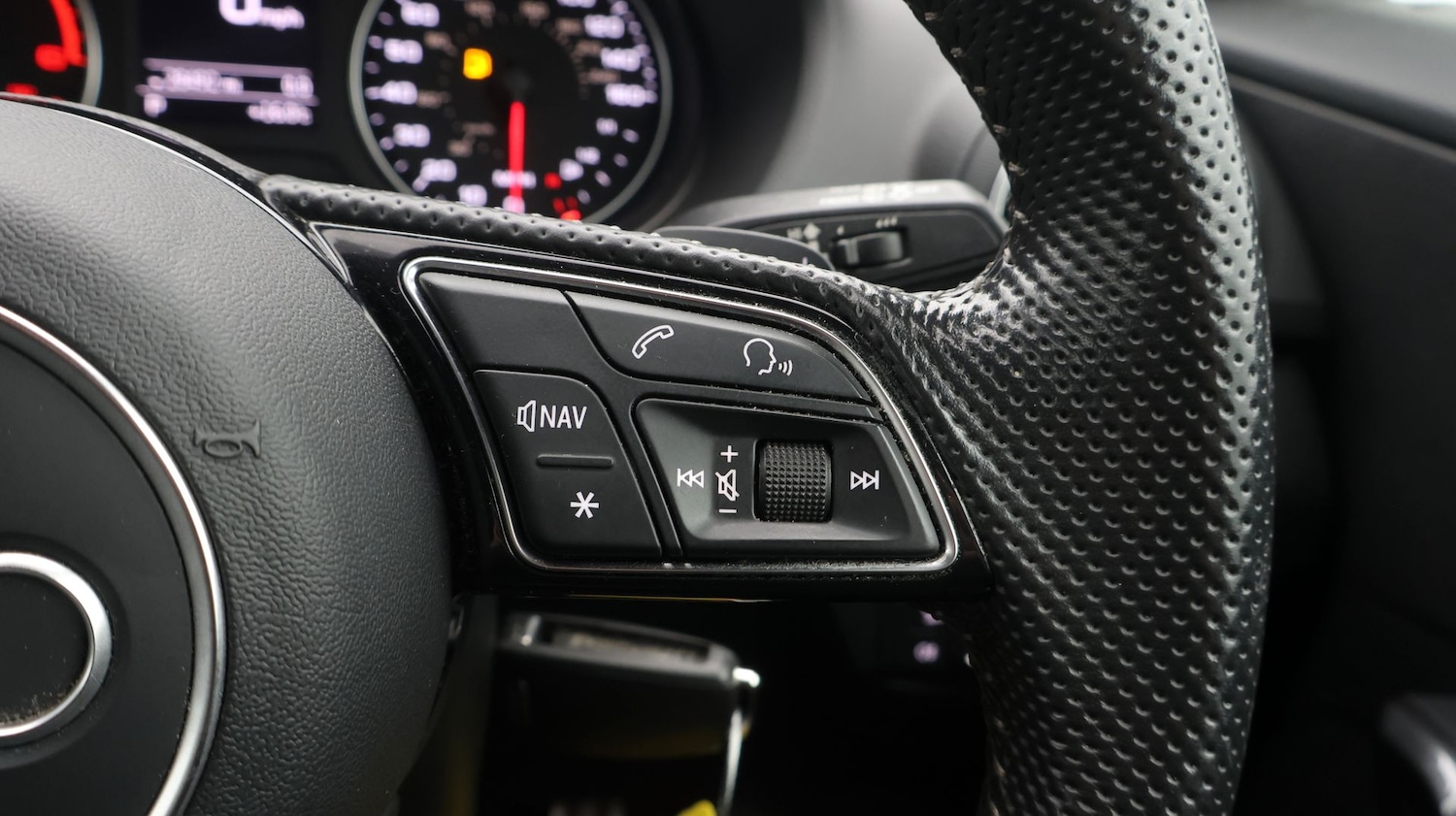 Used Audi Q2 2020 for sale - 77931435: Photo 25