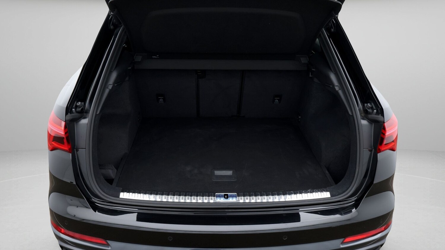 Used Audi Q3 for sale - 77872357: Photo 17