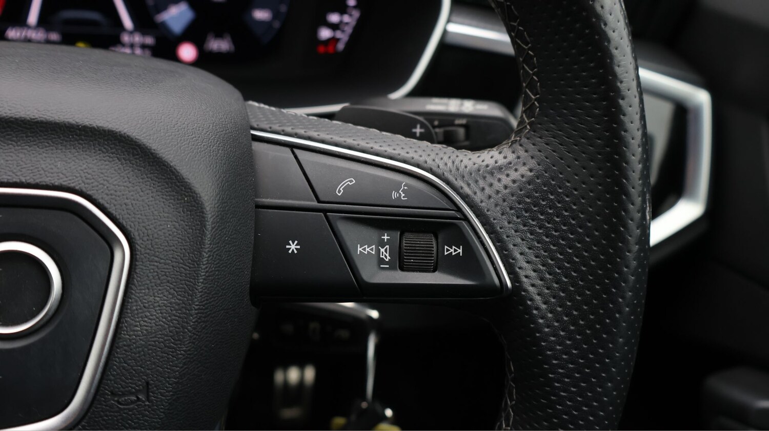 Used Audi Q3 for sale - 77872357: Photo 25