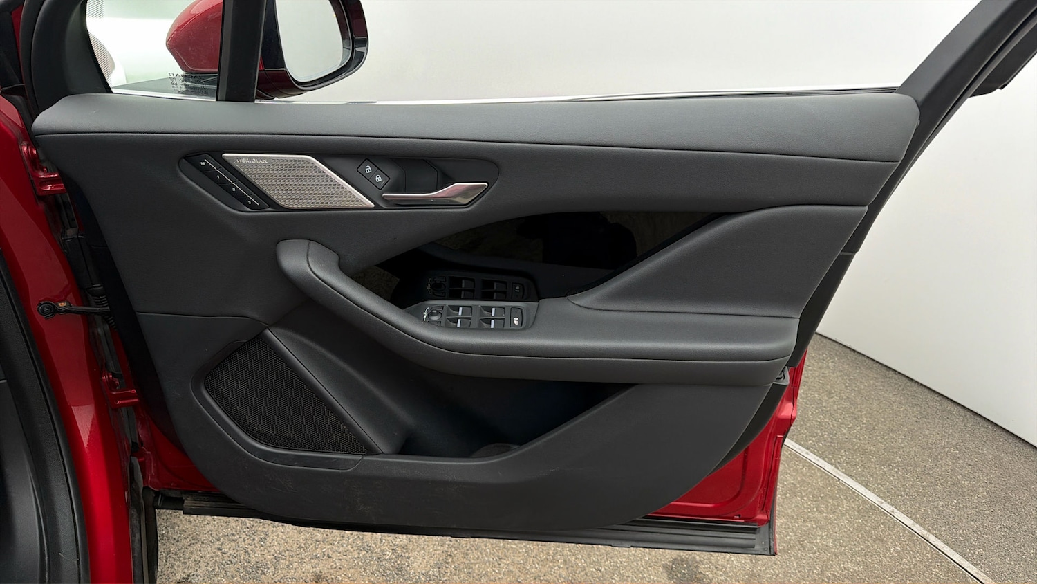 Used Jaguar I-Pace 2023 for sale - 78097891: Photo 14