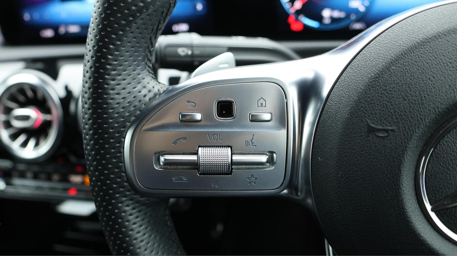 Used Mercedes-Benz CLA 2020 for sale - 76780727: Photo 24