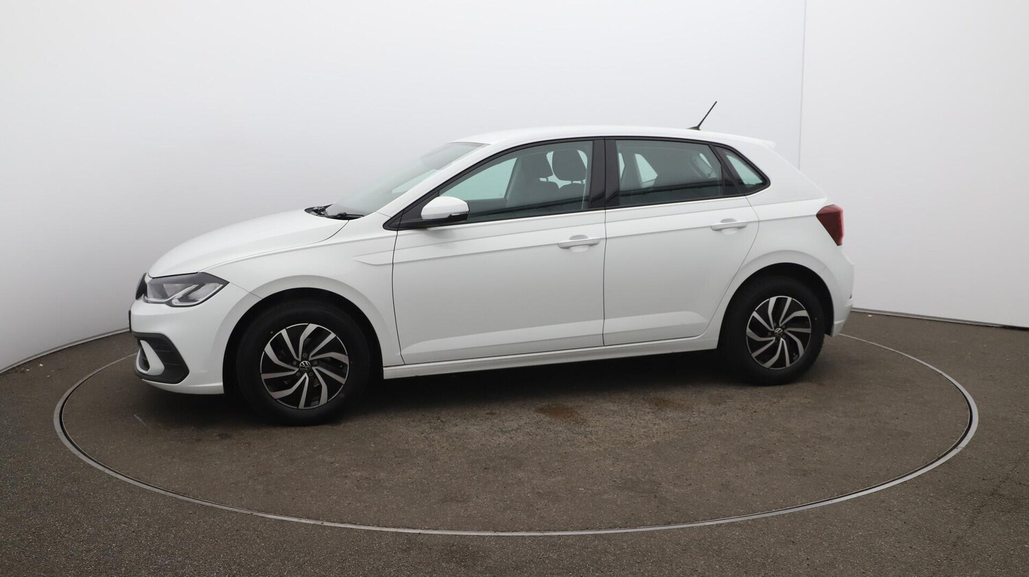 Used Volkswagen Polo 2022 for sale - 76136041: Photo 65