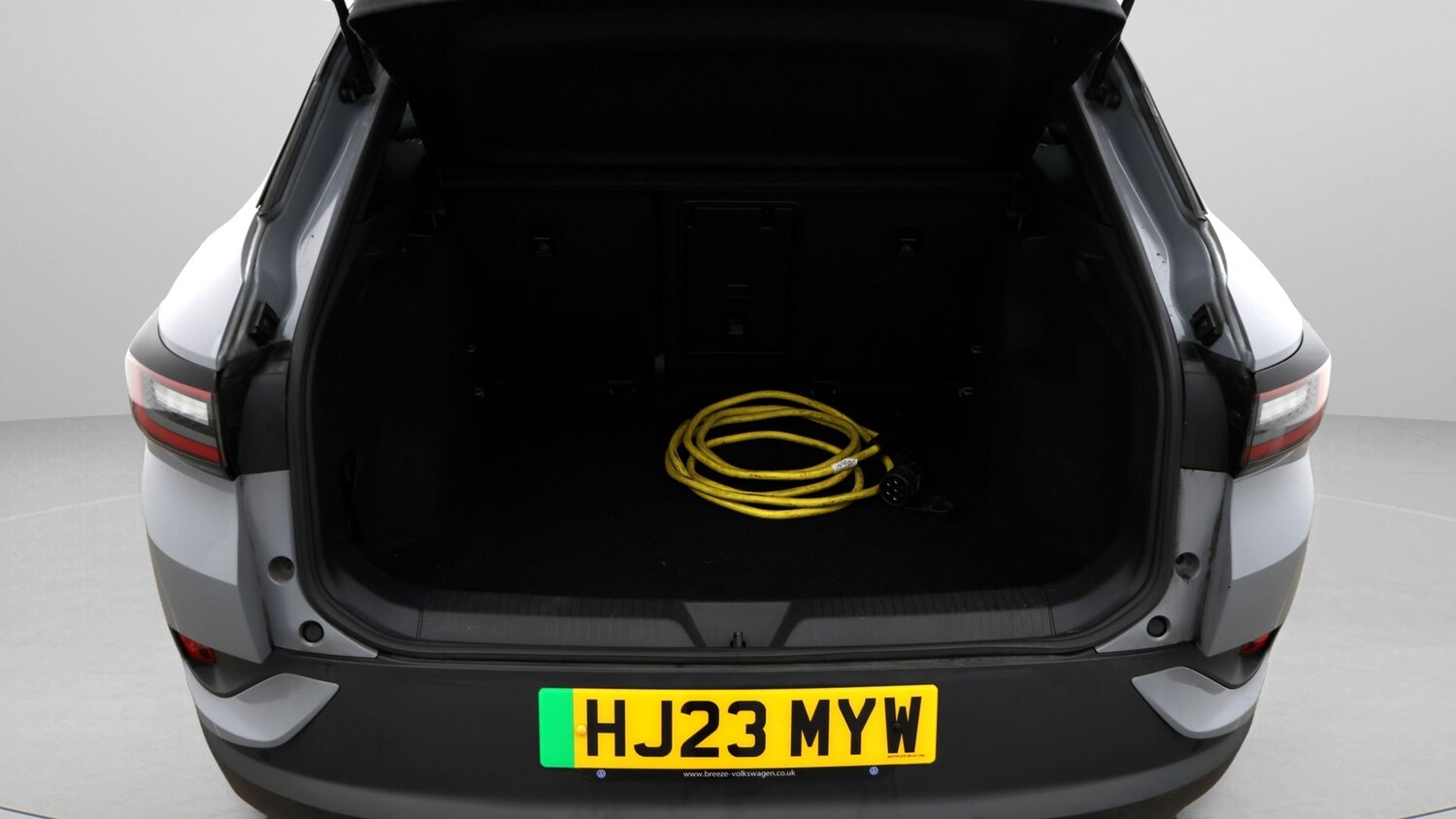 Used Volkswagen ID.4 2023 for sale - 77310601: Photo 17