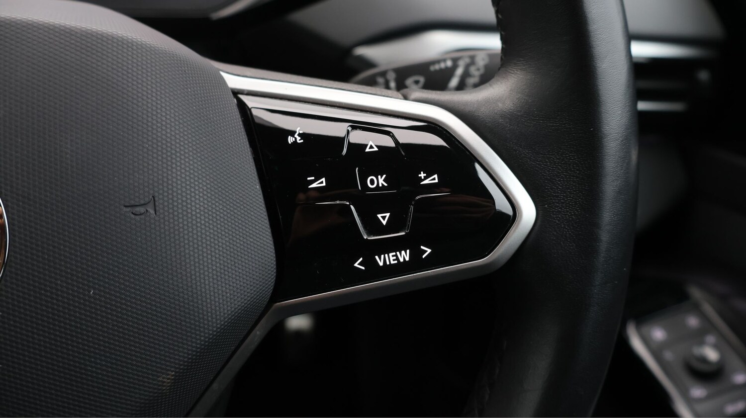 Used Volkswagen ID.4 2023 for sale - 77310601: Photo 22