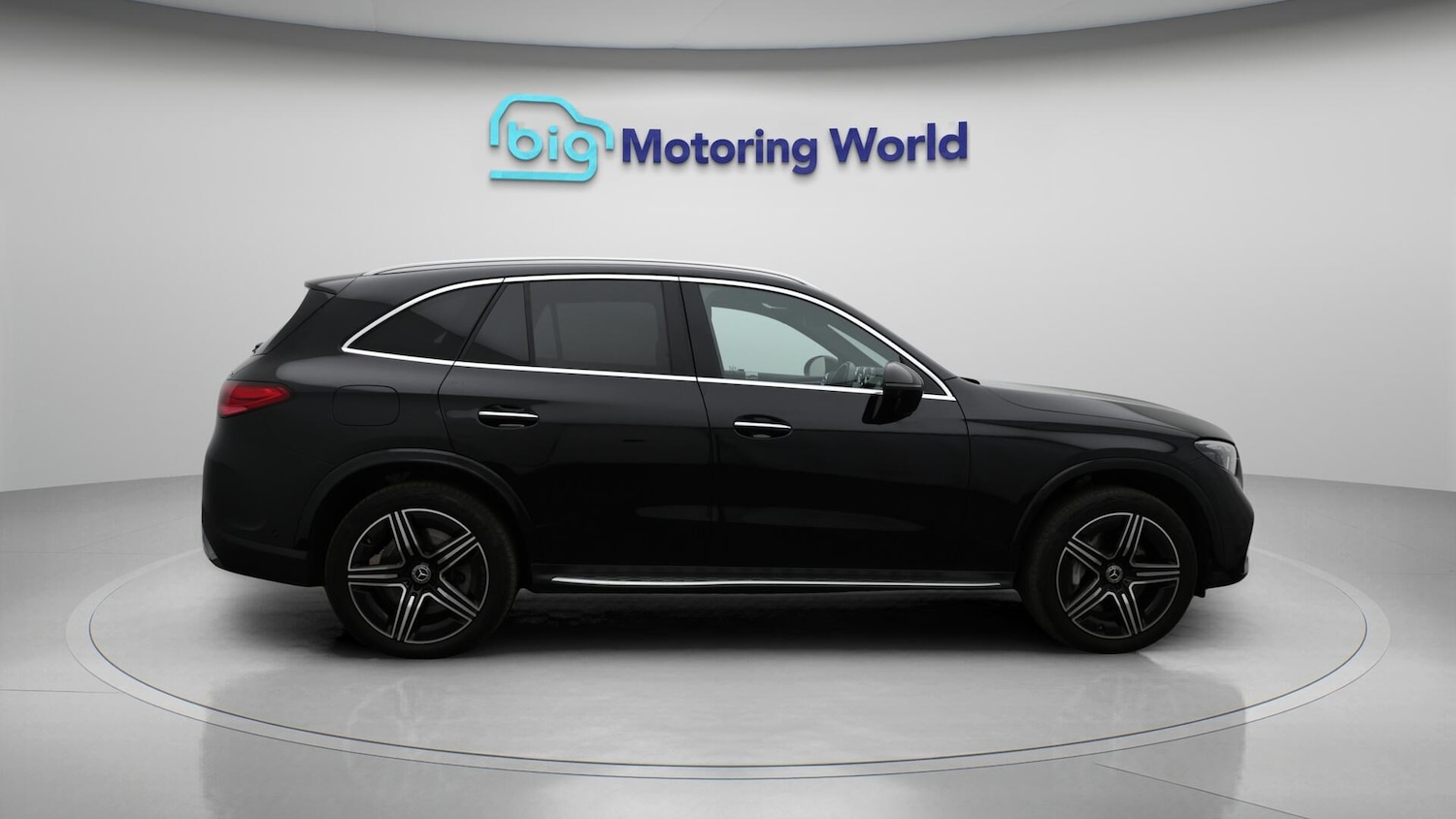 Used Mercedes-Benz GLC 2024 for sale - 76432384: Photo 9