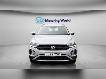 Used Volkswagen T-Roc 2022 for sale - 78524074: Photo