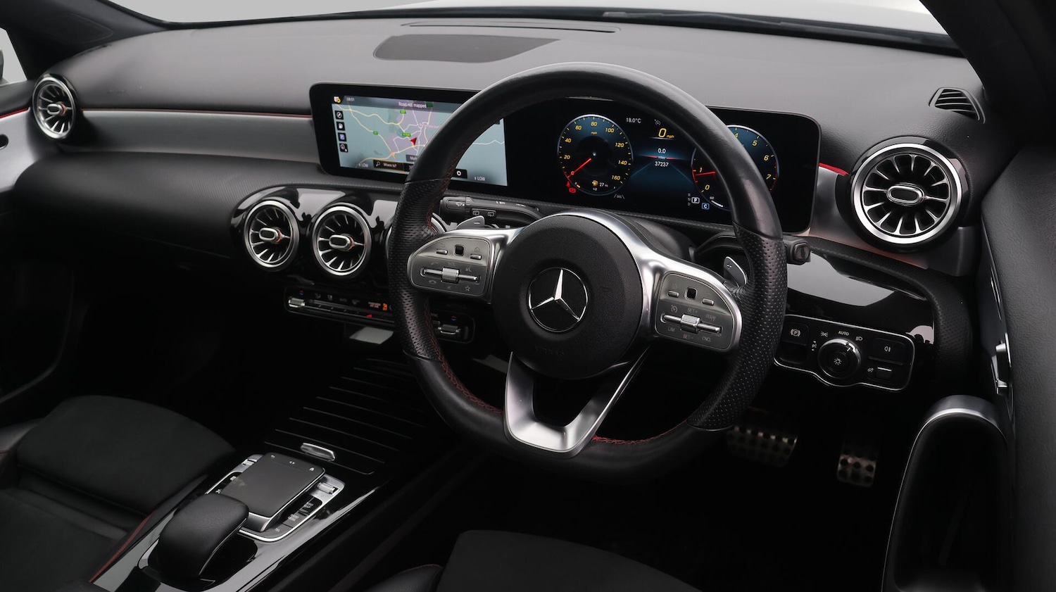 Used Mercedes-Benz A-Class 2019 for sale - 76432626: Photo 10