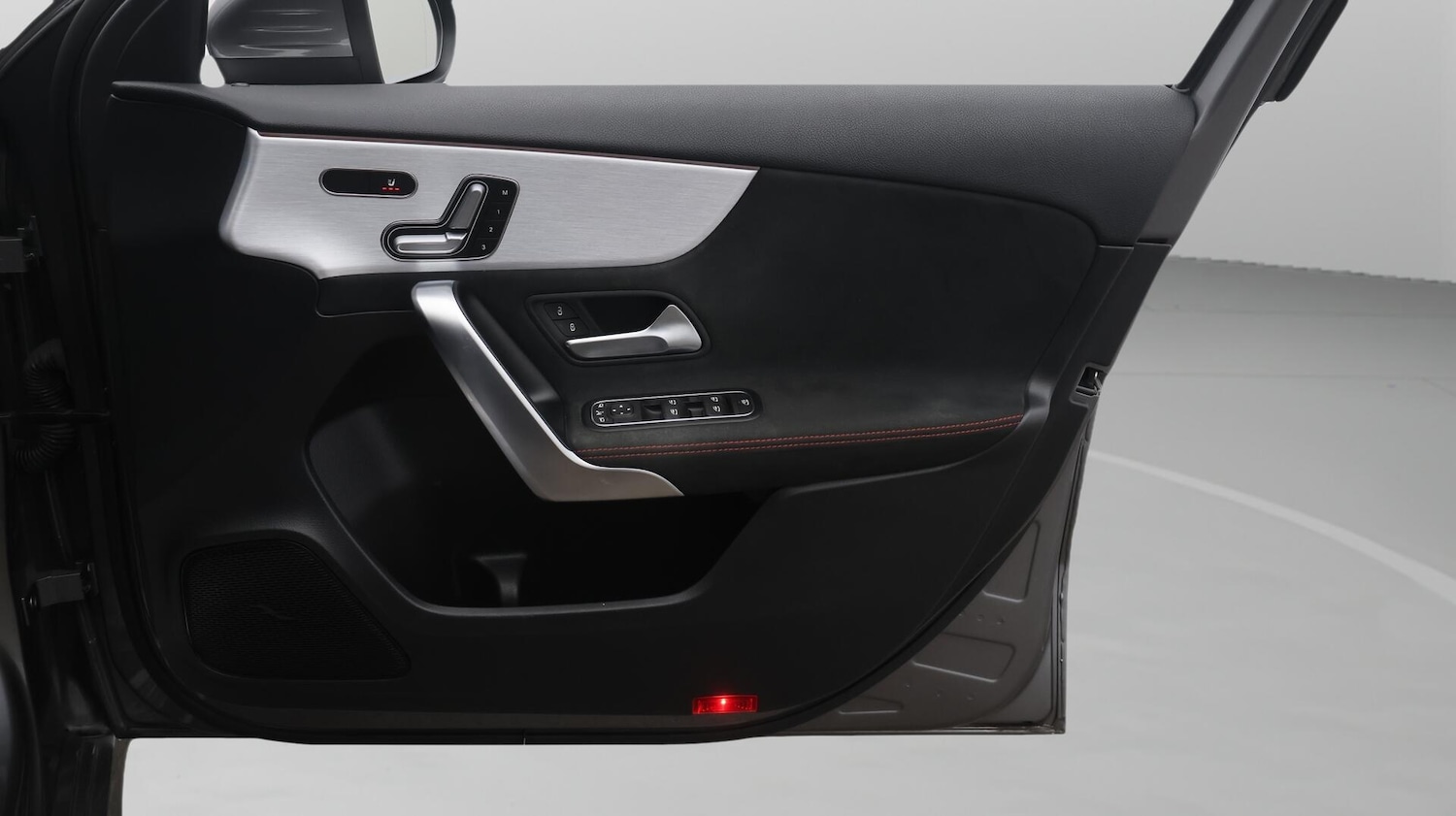 Used Mercedes-Benz A-Class 2019 for sale - 76432626: Photo 16