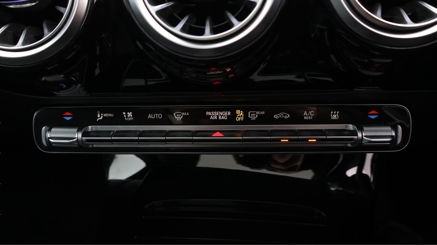 Used Mercedes-Benz CLA 2022 for sale - 77900915: Photo 12