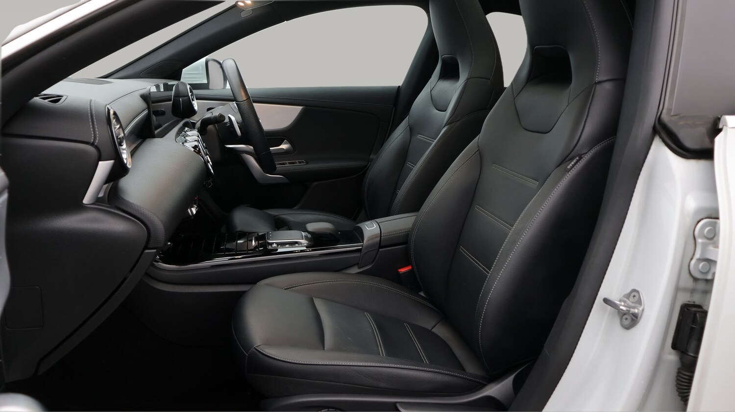 Used Mercedes-Benz CLA 2022 for sale - 77900915: Photo 14