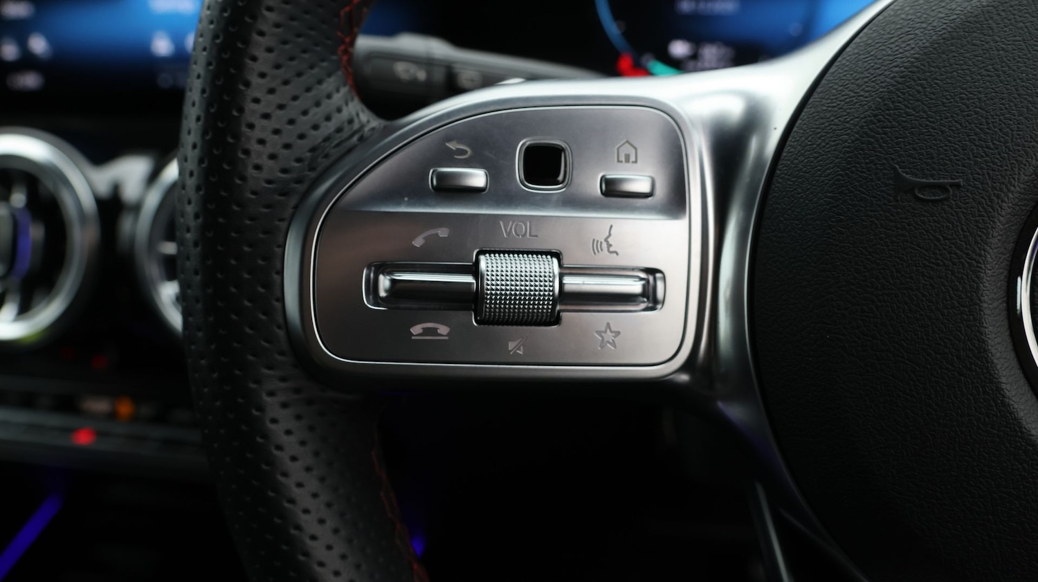 Used Mercedes-Benz EQA 2023 for sale - 77084036: Photo 23