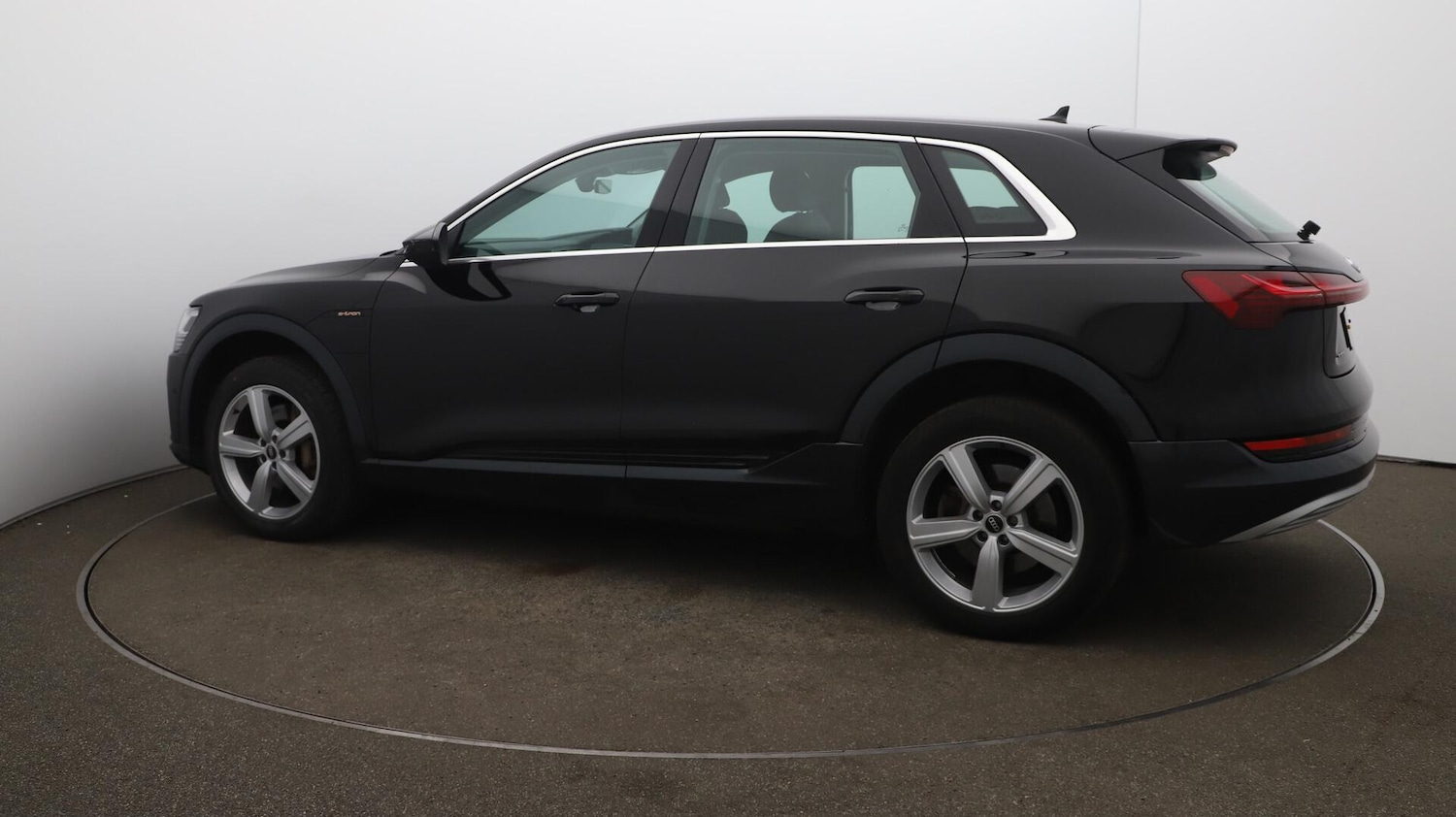 Used Audi e-tron 2022 for sale - 76084821: Photo 48