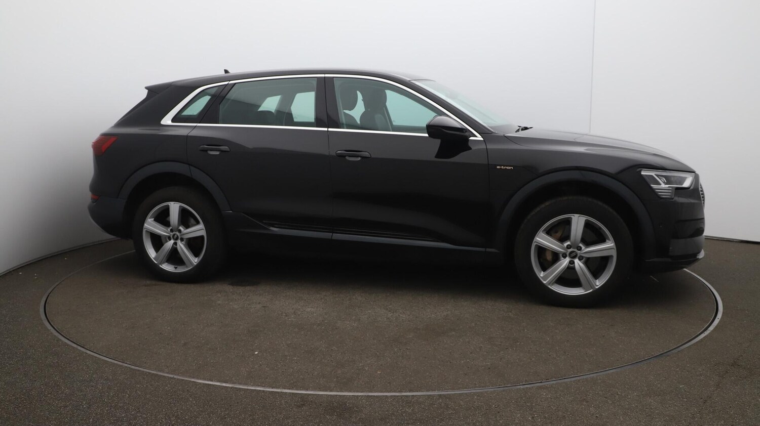 Used Audi e-tron 2022 for sale - 76084821: Photo 49