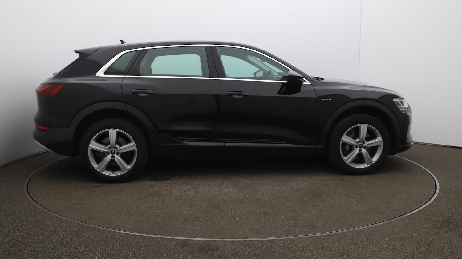 Used Audi e-tron 2022 for sale - 76084821: Photo 51