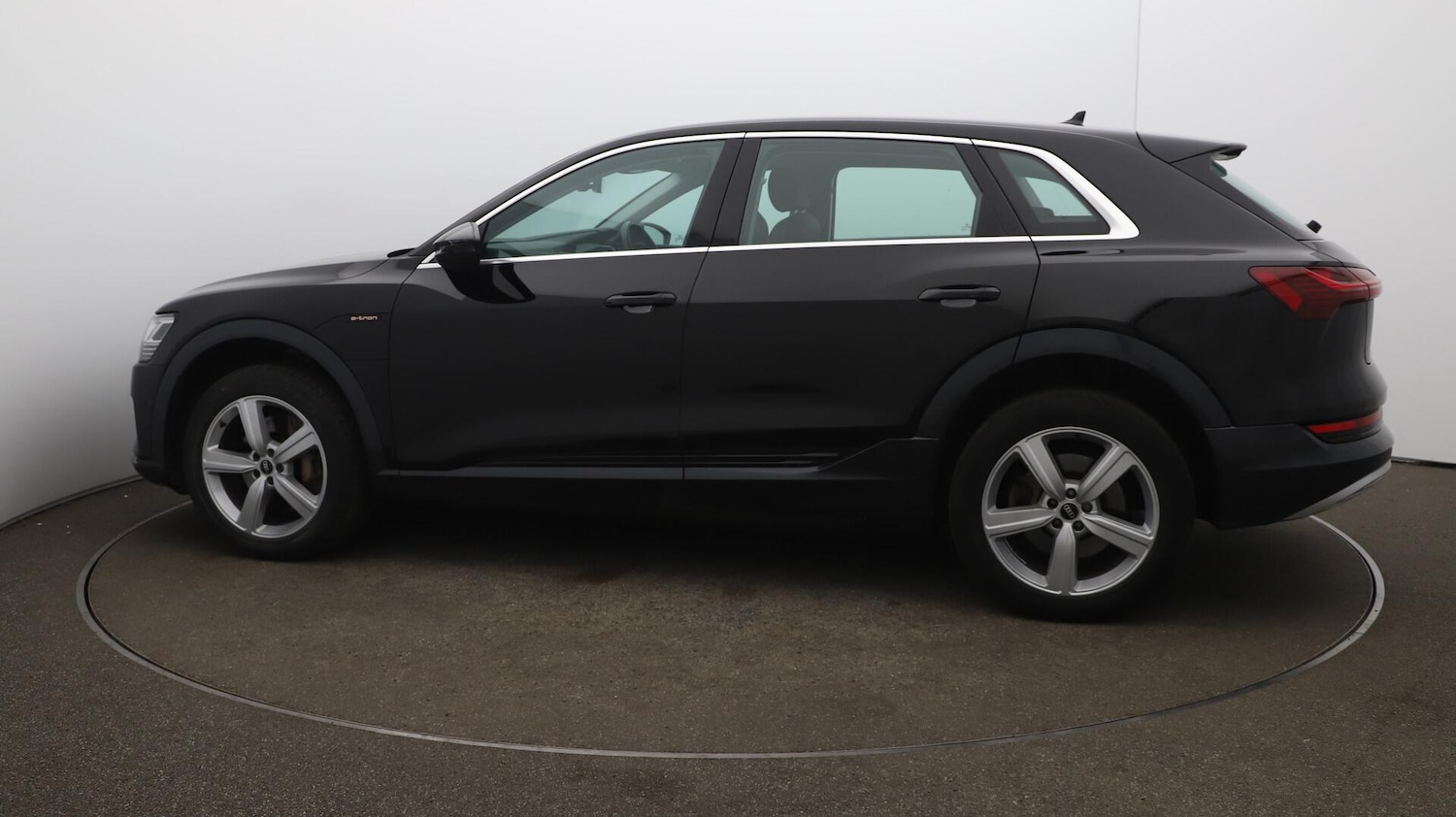 Used Audi e-tron 2022 for sale - 76084821: Photo 59