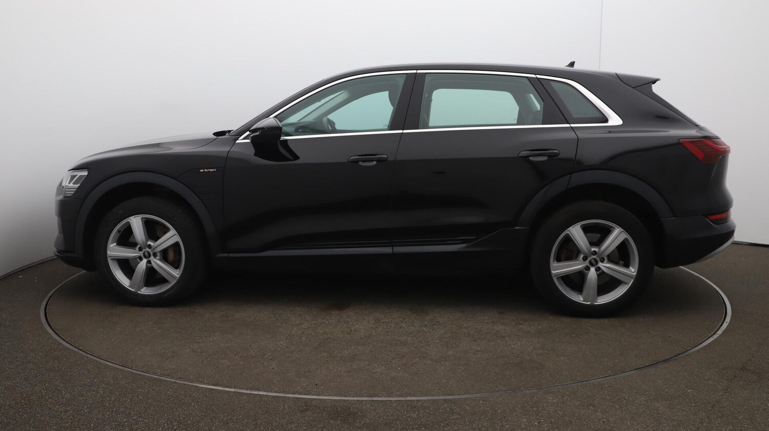 Used Audi e-tron 2022 for sale - 76084821: Photo 65