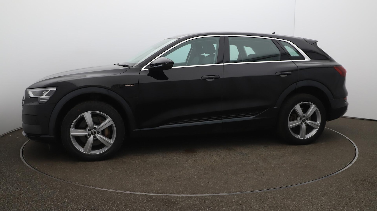 Used Audi e-tron 2022 for sale - 76084821: Photo 67