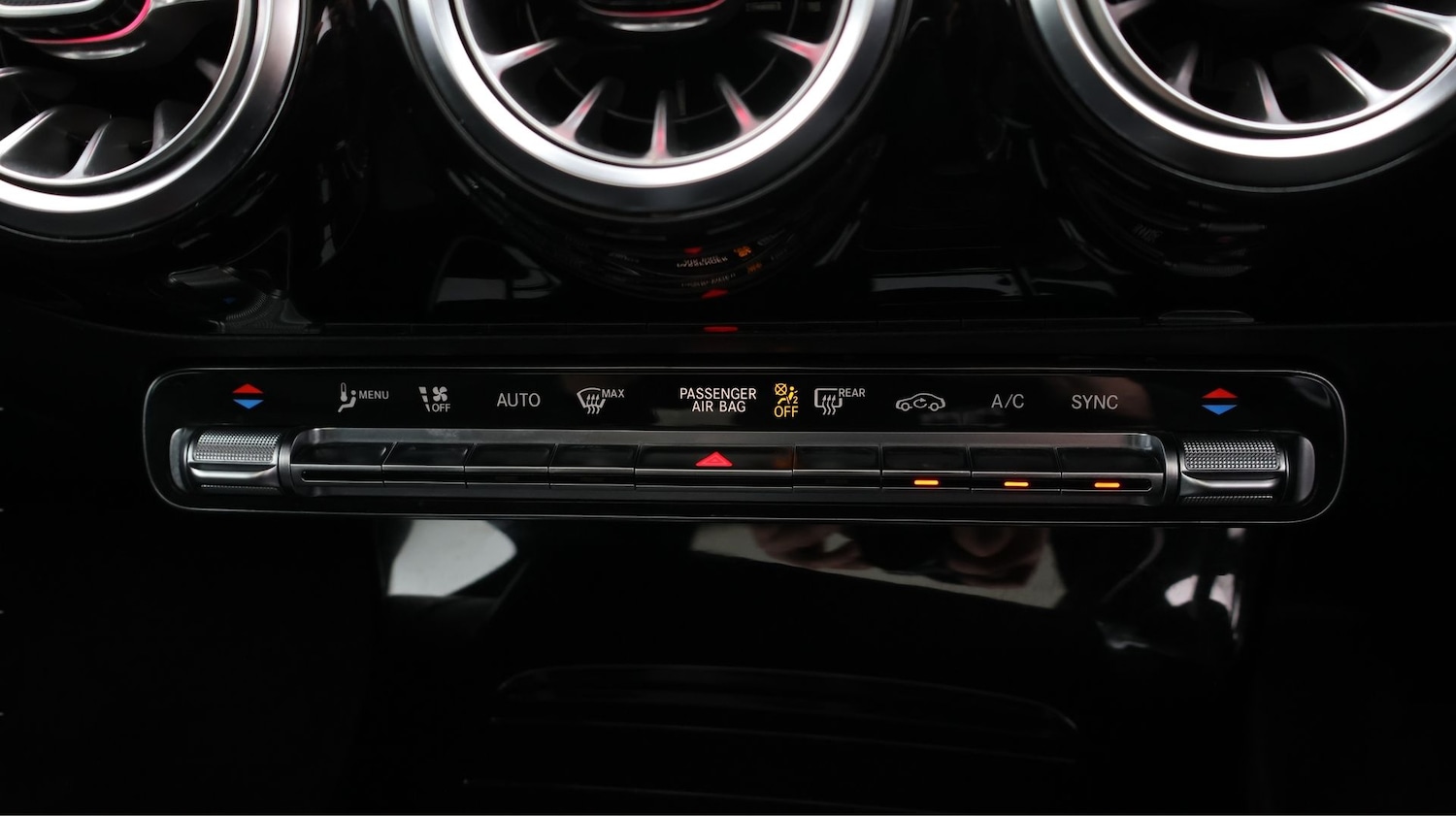 Used Mercedes-Benz CLA 2023 for sale - 77776120: Photo 12