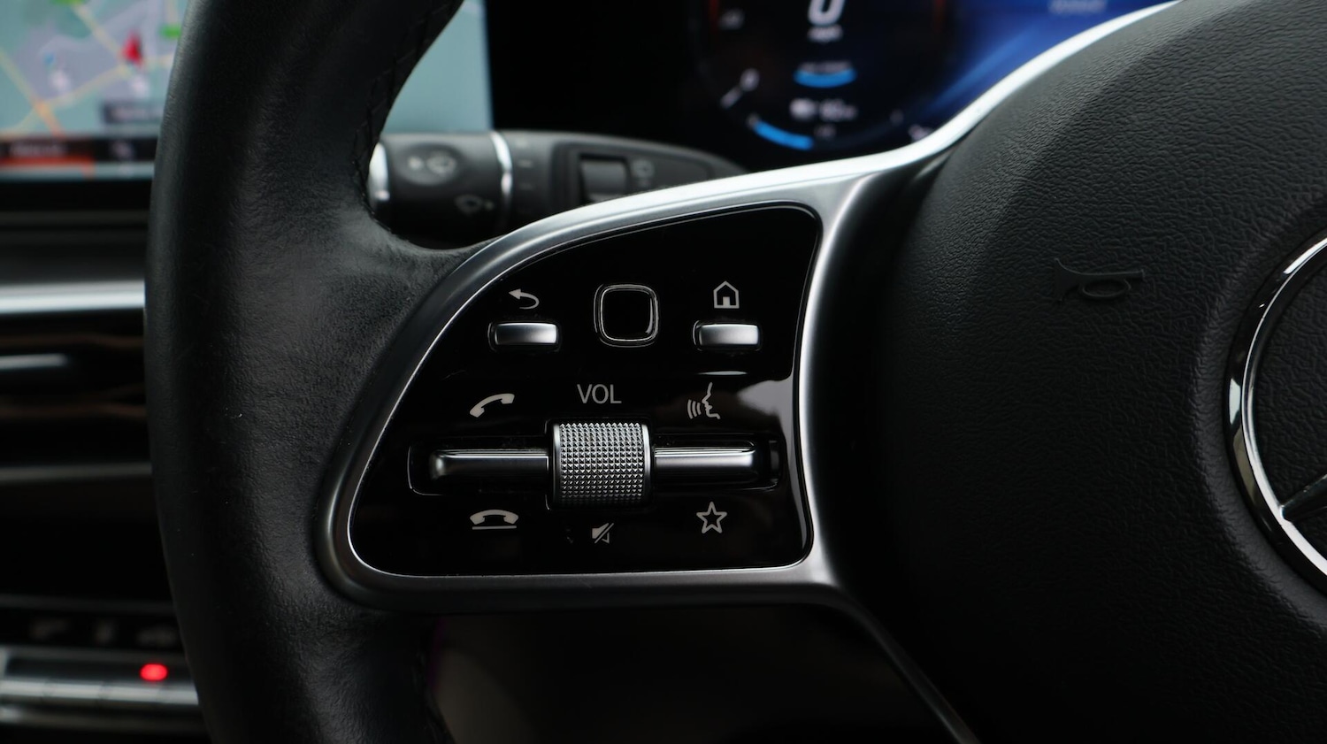 Used Mercedes-Benz EQC 2020 for sale - 76573606: Photo 25