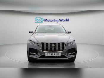 Used Jaguar F-Pace 2021 for sale - 77208151: Photo