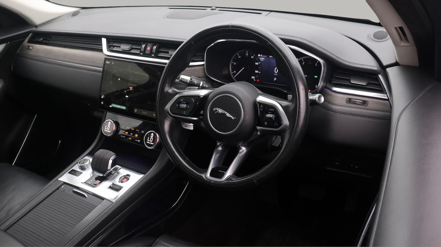 Used Jaguar F-Pace 2021 for sale - 77208151: Photo 9