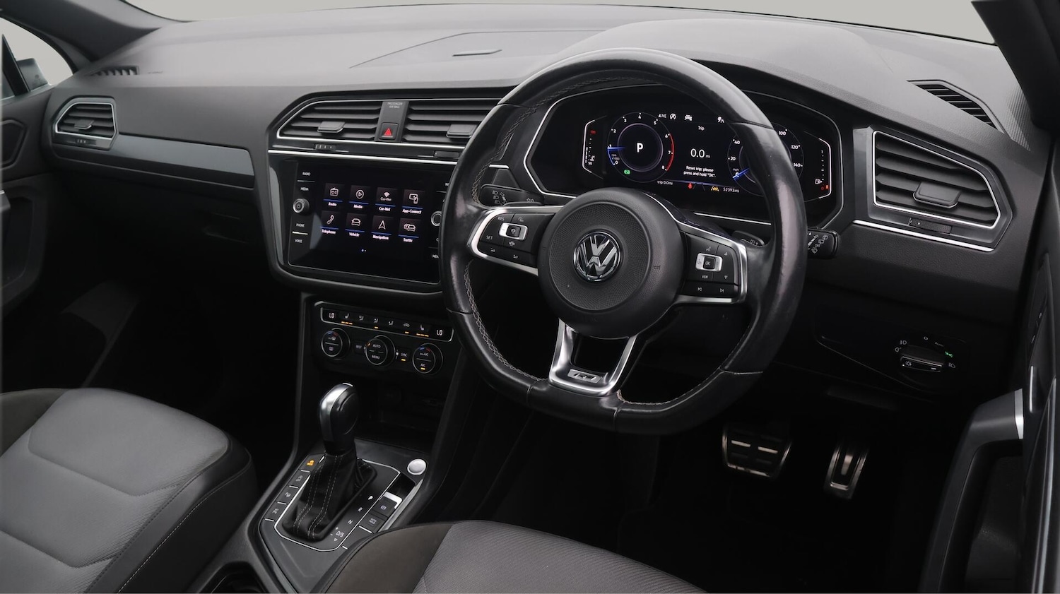 Used Volkswagen Tiguan 2020 for sale - 76584342: Photo 10