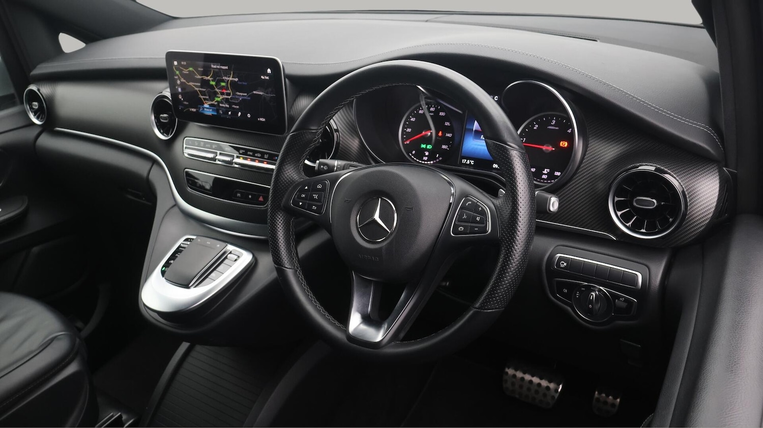 Used Mercedes-Benz V-Class 2023 for sale - 76408928: Photo 10