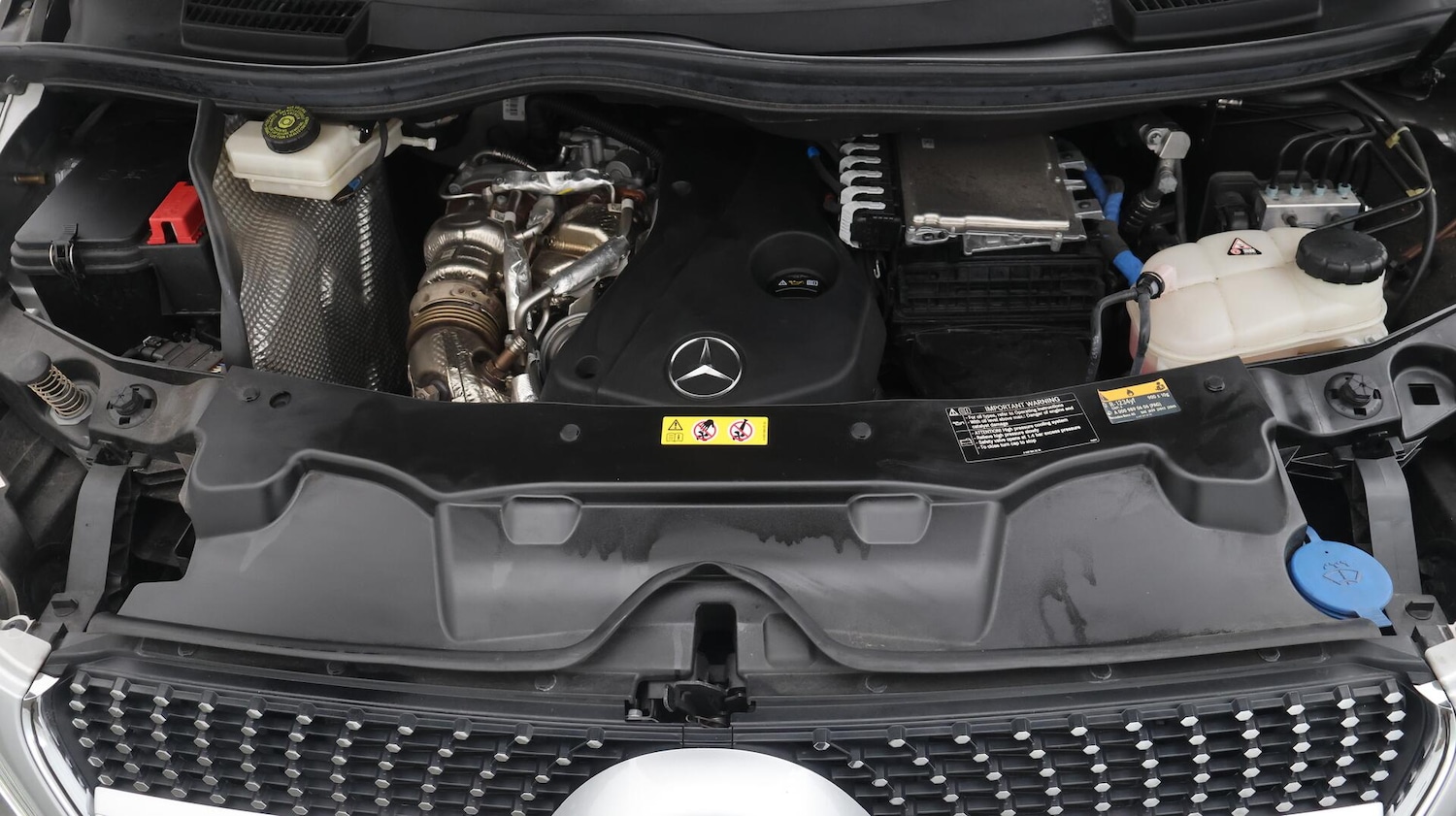 Used Mercedes-Benz V-Class 2023 for sale - 76408928: Photo 20