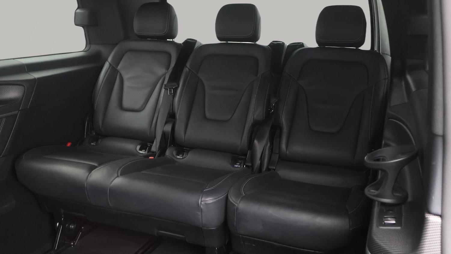 Used Mercedes-Benz V-Class 2023 for sale - 76408928: Photo 21