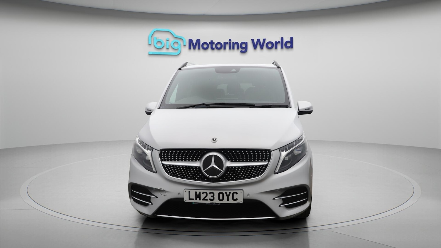 Used Mercedes-Benz V-Class 2023 for sale - 76408928: Photo 3