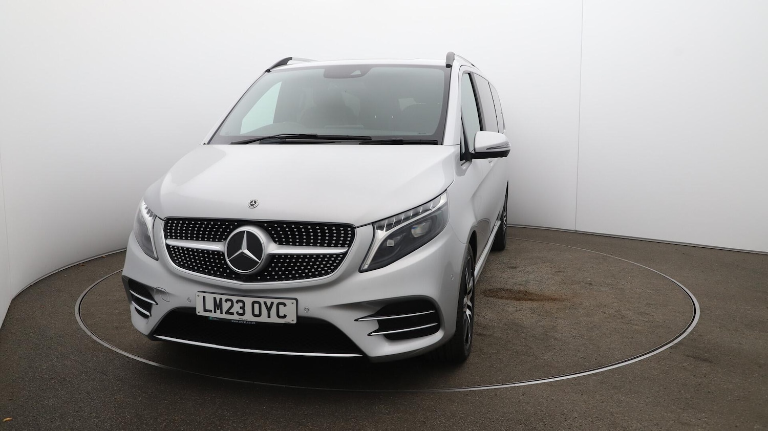 Used Mercedes-Benz V-Class 2023 for sale - 76408928: Photo 42