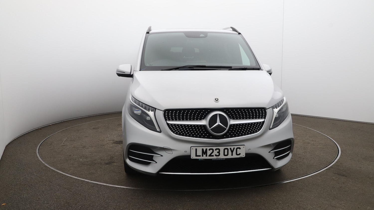 Used Mercedes-Benz V-Class 2023 for sale - 76408928: Photo 44