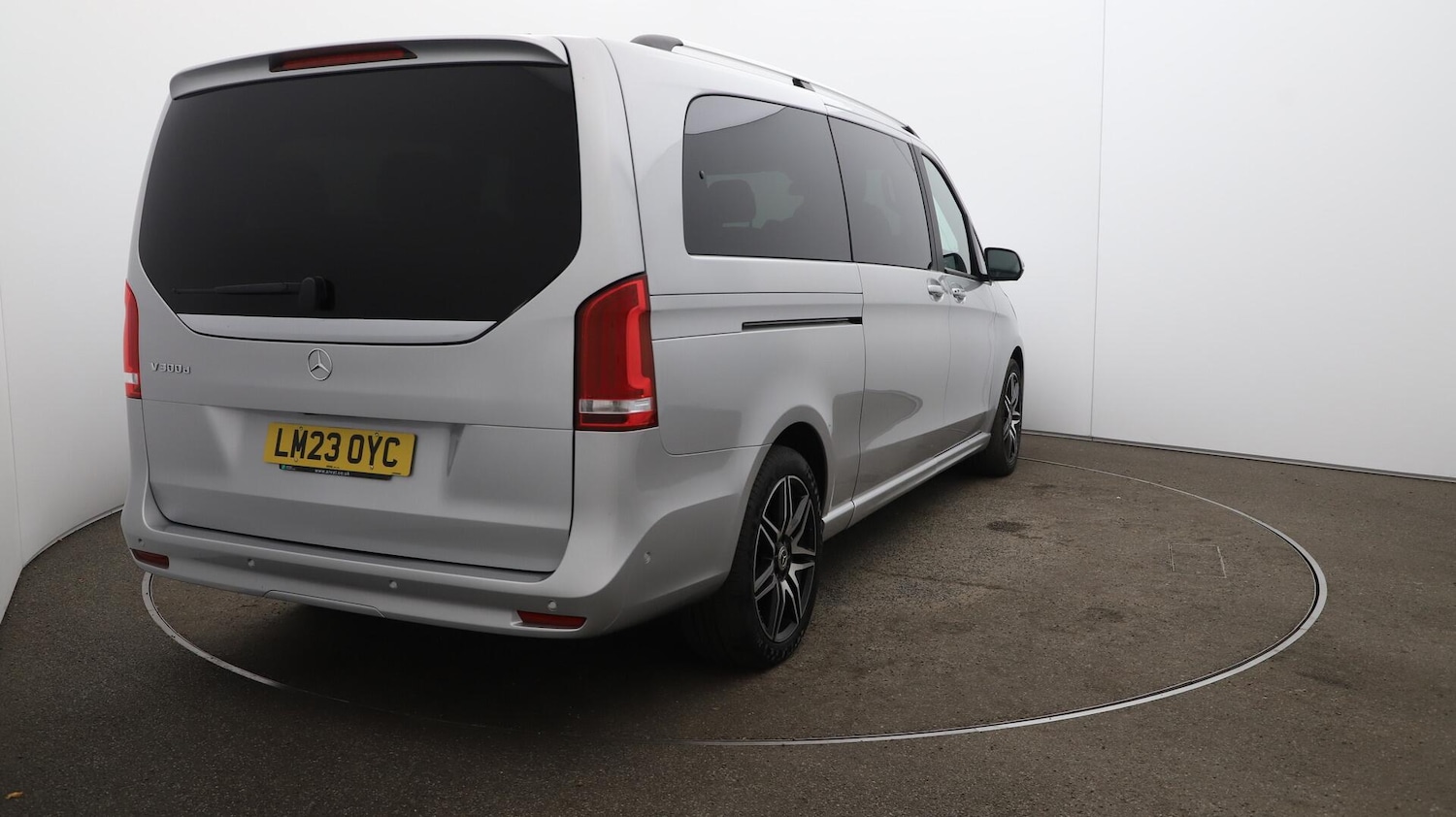 Used Mercedes-Benz V-Class 2023 for sale - 76408928: Photo 59