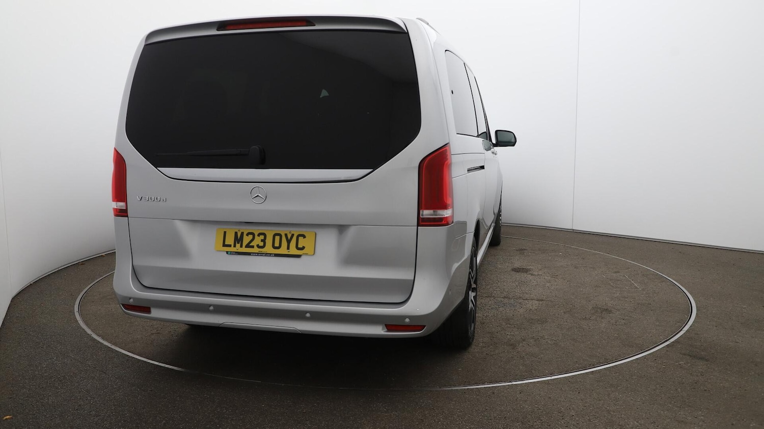 Used Mercedes-Benz V-Class 2023 for sale - 76408928: Photo 60