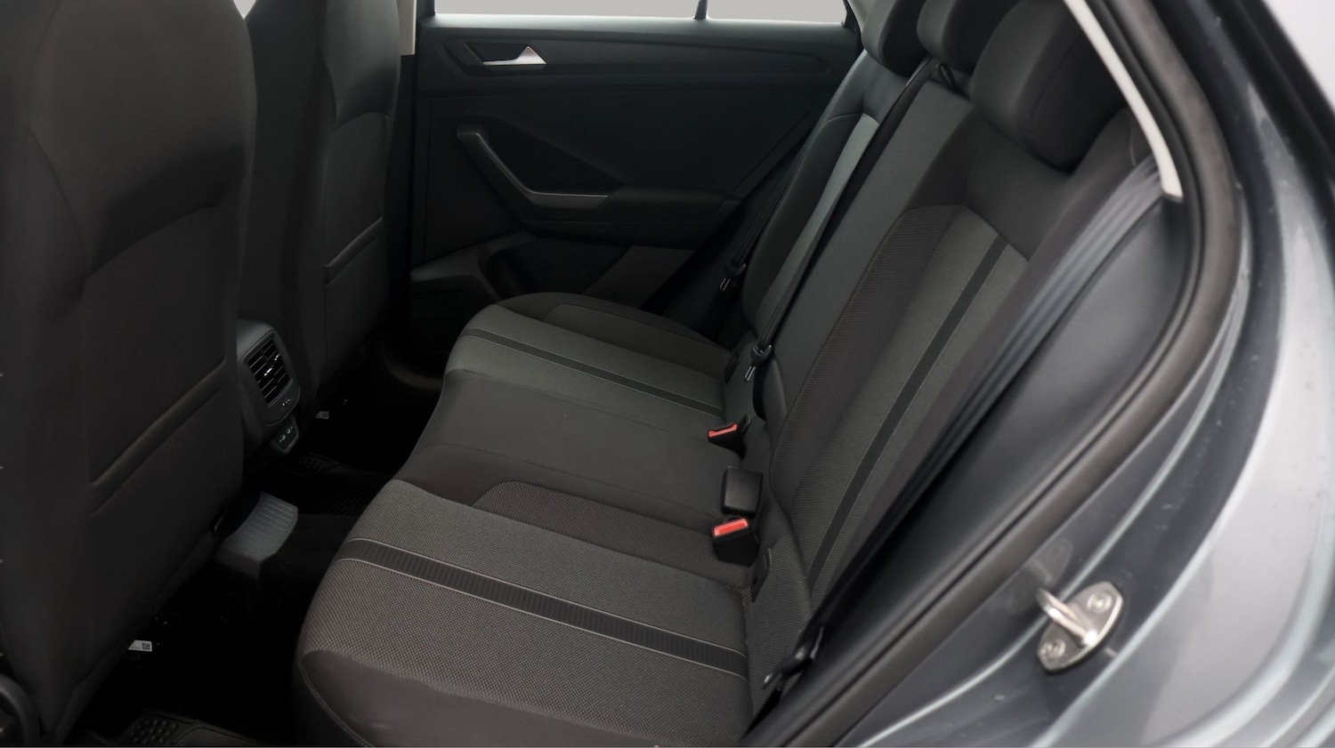 Used Volkswagen T-Roc 2023 for sale - 77260691: Photo 16