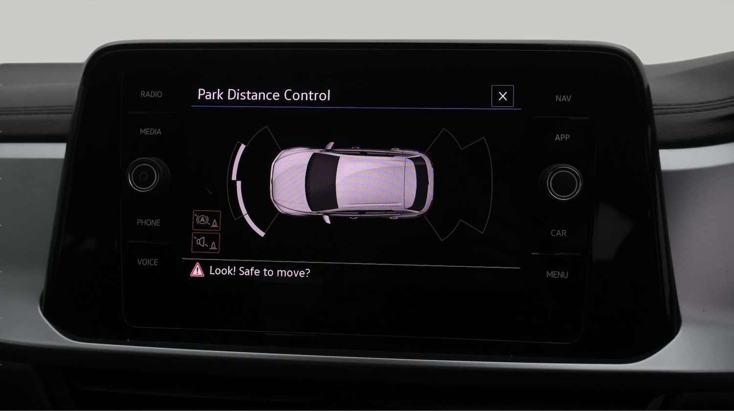 Used Volkswagen T-Roc 2023 for sale - 77260691: Photo 24