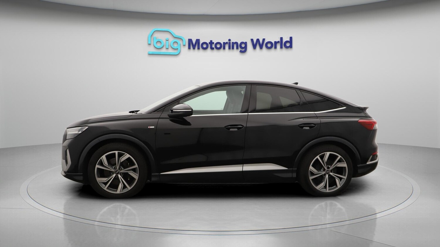 Used Audi Q4 e-tron 2021 for sale - 76094248: Photo 5