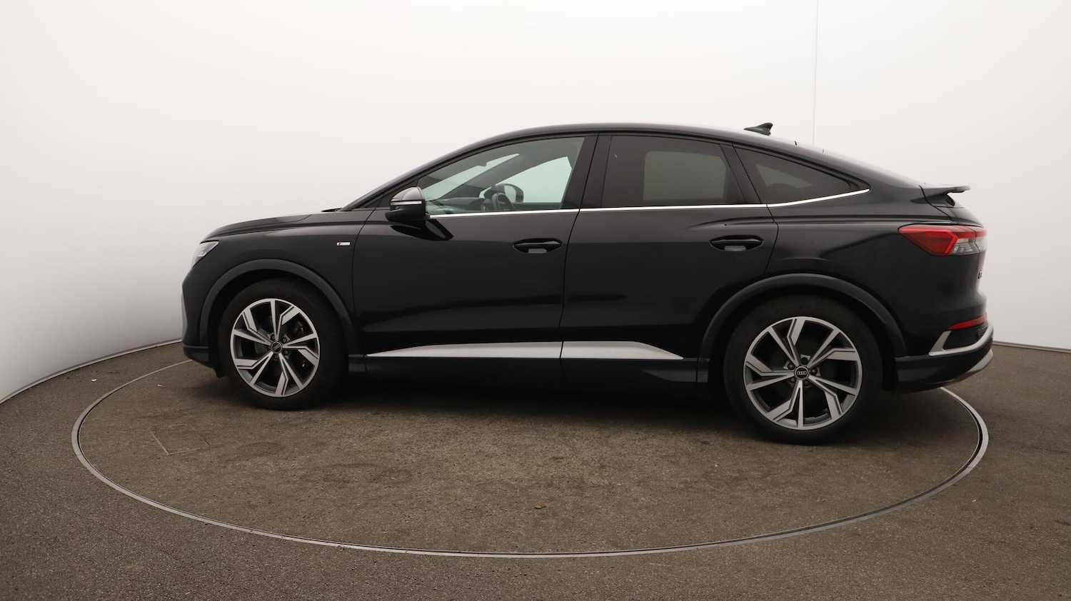 Used Audi Q4 e-tron 2021 for sale - 76094248: Photo 61