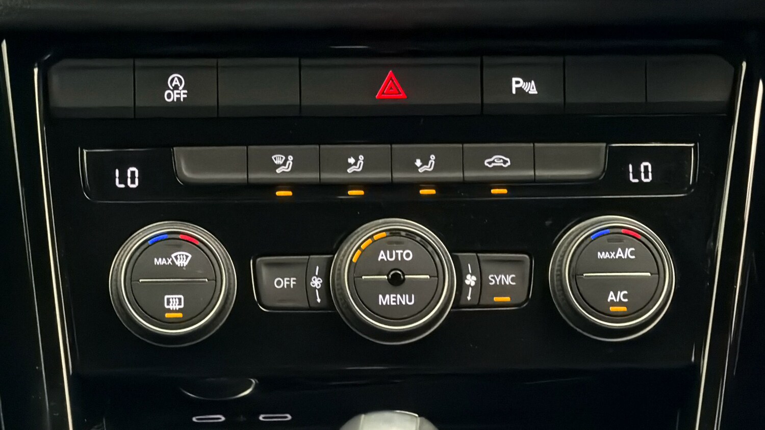 Used Volkswagen T-Roc 2021 for sale - 78175956: Photo 11