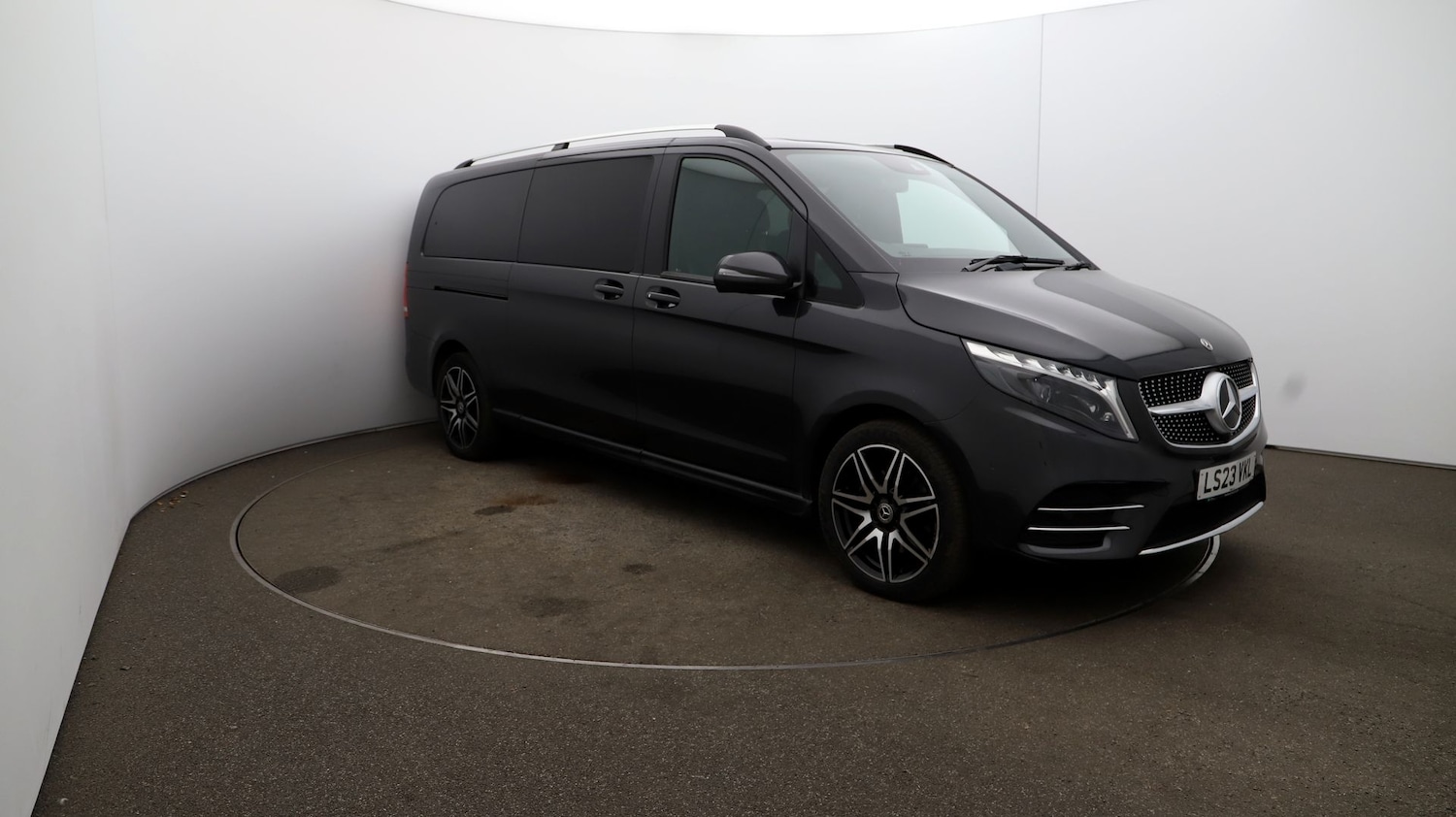 Used Mercedes-Benz V-Class 2023 for sale - 76812795: Photo 37